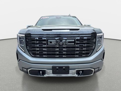 Used 2023 GMC Sierra 1500 Denali Ultimate AWD/4WD image 8