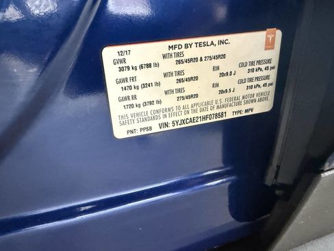 Used 2017 Tesla Model X AWD/4WD image 32