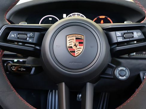 Used 2026 Porsche 911 GT3 image 18