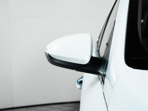 Used 2017 Hyundai Ioniq Limited image 13