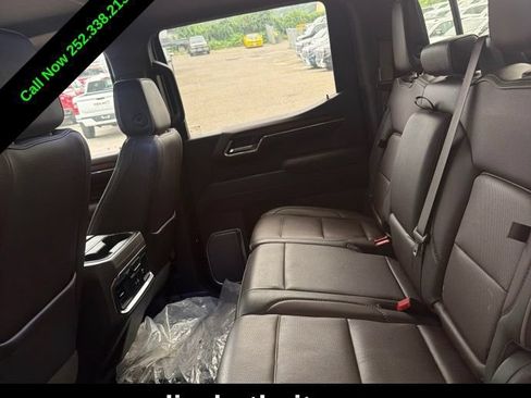 Used 2024 GMC Sierra 1500 Denali AWD/4WD image 5