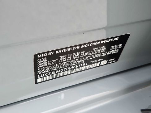 Used 2023 BMW X7 xDrive40i w/ Executive Package image 27