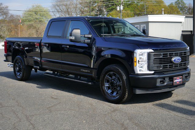 Used 2024 Ford F350 XL RWD image 4