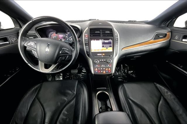 Used 2019 Lincoln MKC Reserve w/ MKC Climate Package FWD image 16