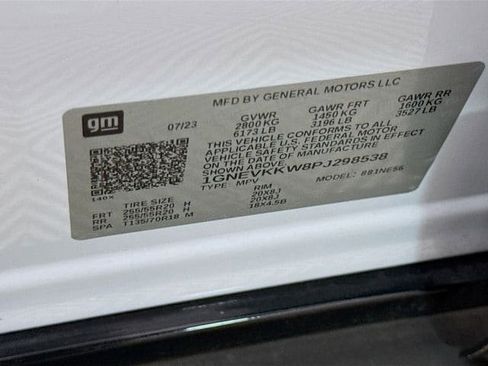 Used 2023 Chevrolet Traverse Premier w/ Redline Edition image 38