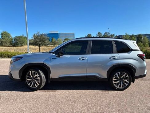 Used 2026 Subaru Forester Touring AWD/4WD image 3