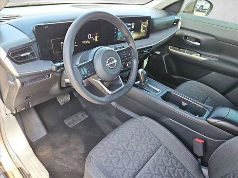 Certified 2025 Nissan Kicks SV FWD image 12