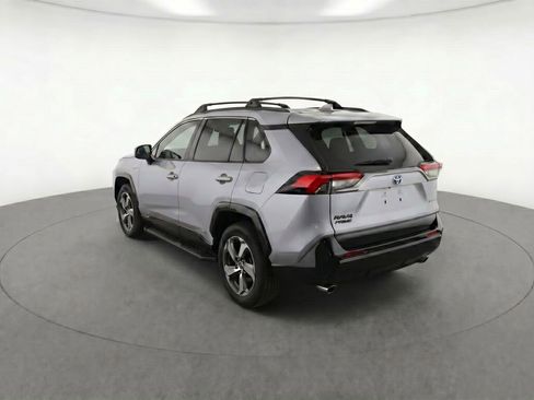 Used 2024 Toyota RAV4 SE w/ Weather & Moonroof Package AWD/4WD image 39