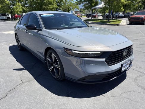 Used 2023 Honda Accord Sport image 5