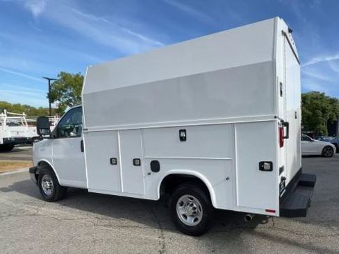 New 2025 Chevrolet Express 3500 w/ Power Convenience Package RWD image 6