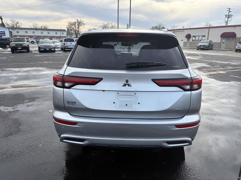 Used 2023 Mitsubishi Outlander SEL image 25