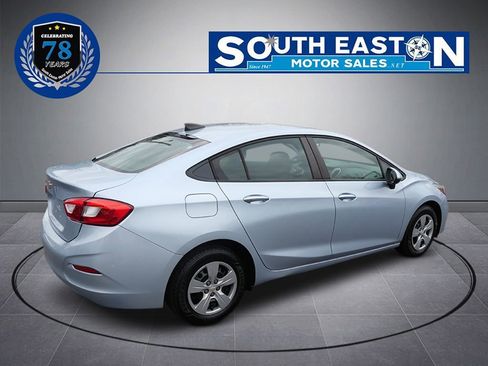 Used 2018 Chevrolet Cruze LS w/ LS Fleet Convenience Package image 7