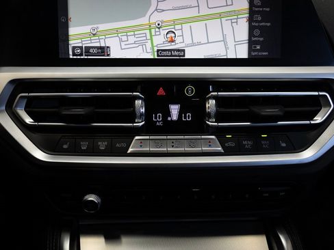 Used 2022 BMW M440i Coupe w/ Shadowloine Package image 31