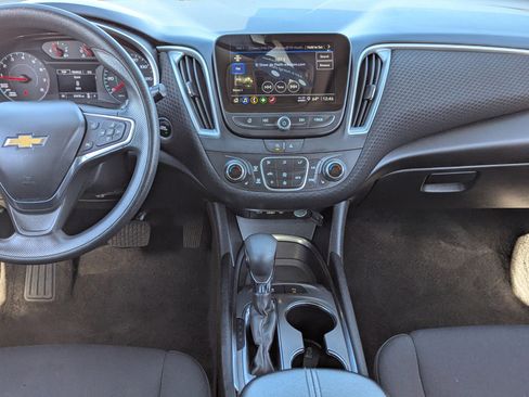 Certified 2024 Chevrolet Malibu LT image 16
