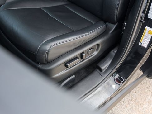 Used 2022 Honda Pilot Touring image 8