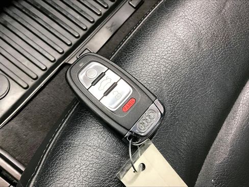 Used 2011 Audi A5 2.0T Premium Plus image 12