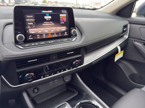 New 2026 Nissan Rogue SV w/ SV Premium Package image 21