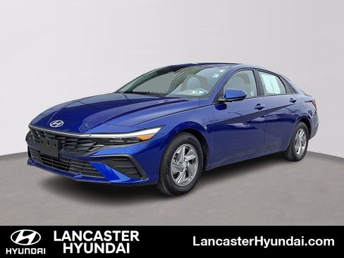 Certified 2024 Hyundai Elantra SE image 1