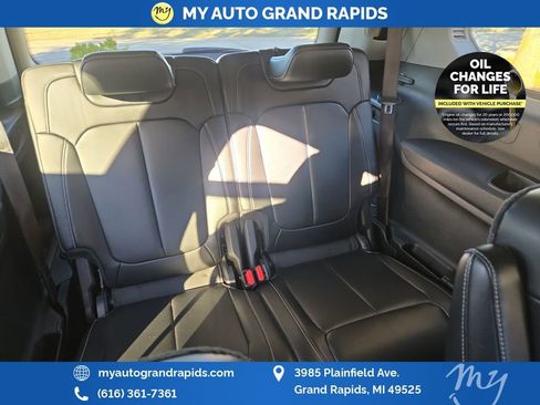 Used 2021 Jeep Grand Cherokee L Limited image 22