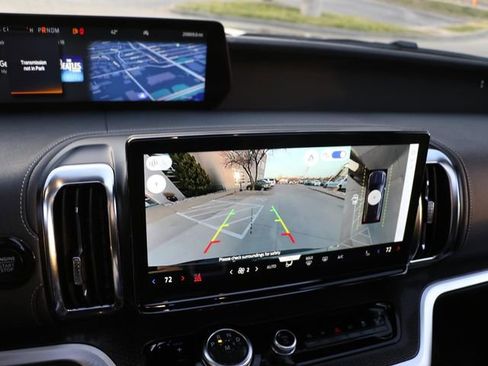 Used 2025 Ford Expedition Platinum w/ Stealth Appearance Package image 25