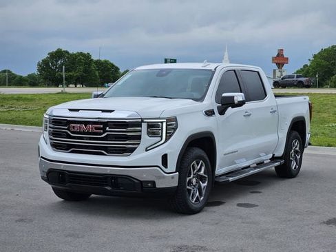New 2026 GMC Sierra 1500 SLT w/ SLT Premium Package AWD/4WD image 2