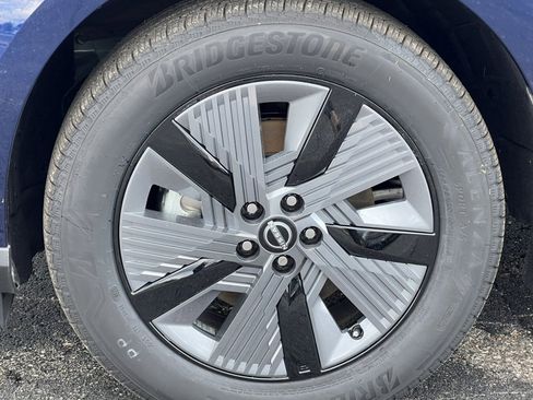 Certified 2025 Nissan Murano SL image 6