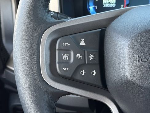 New 2025 Ford Bronco Outer Banks image 38