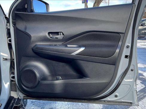 Used 2023 Nissan Kicks SV w/ Interior Electronics Package image 11