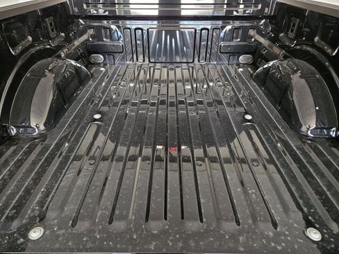 New 2025 Ford F150 Lightning Flash AWD/4WD image 32