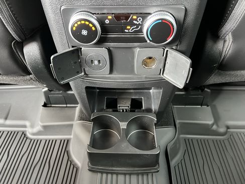 Used 2023 Ford Explorer XLT w/ Equipment Group 202A AWD/4WD image 49