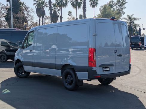 New 2026 Mercedes-Benz Sprinter 2500 image 2