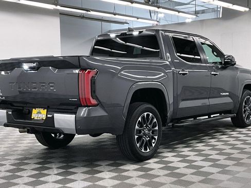 Used 2025 Toyota Tundra Limited AWD/4WD image 14