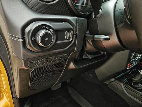 New 2026 Jeep Wrangler Unlimited Rubicon AWD/4WD image 15