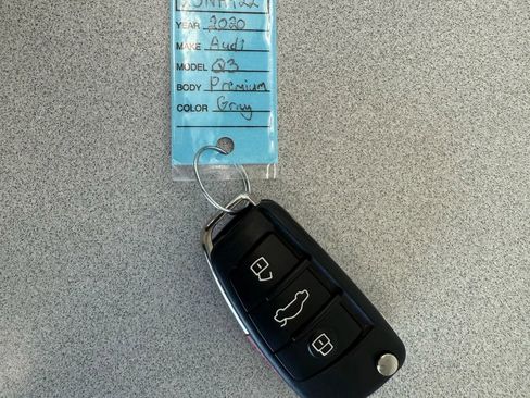 Used 2020 Audi Q3 2.0T Premium w/ Convenience Package image 33