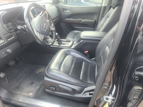 Used 2017 GMC Canyon Denali RWD image 5