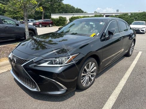 Used 2021 Lexus ES 350 w/ Premium Package FWD image 2