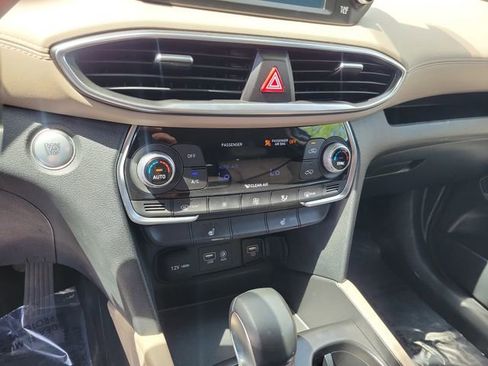 Used 2019 Hyundai Santa Fe Limited AWD/4WD image 22