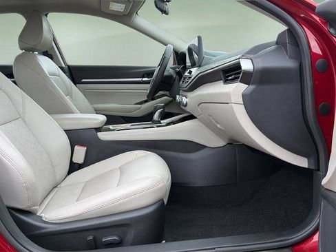 Certified 2023 Nissan Altima 2.5 SL image 11