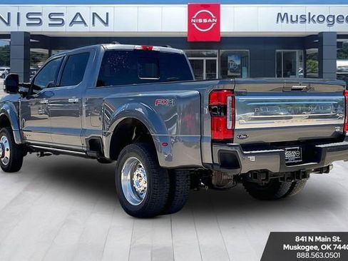 Used 2024 Ford F450 Platinum w/ FX4 Off-Road Package AWD/4WD image 4