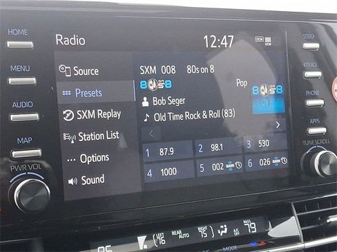 Used 2024 Toyota Sienna XLE image 18