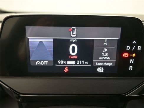 Used 2024 Volkswagen ID.4 2WD image 3