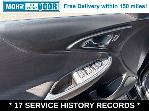 Used 2019 Chevrolet Malibu LT FWD image 13