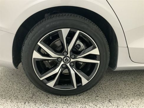 Used 2023 Volvo S60 B5 Core AWD/4WD image 11
