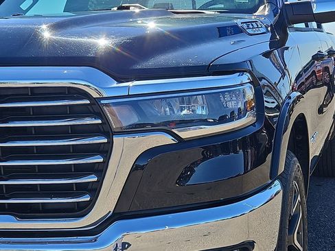 Used 2025 RAM 1500 Laramie image 8