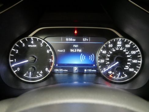 Used 2017 Nissan Murano S image 27