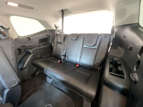 Used 2019 Subaru Ascent Limited w/ Popular Package #3 AWD/4WD image 23