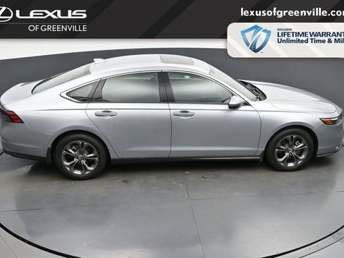 Used 2023 Honda Accord EX image 38