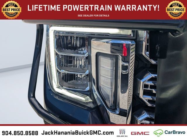 Used 2022 GMC Sierra 3500 Denali w/ Technology Package AWD/4WD image 9
