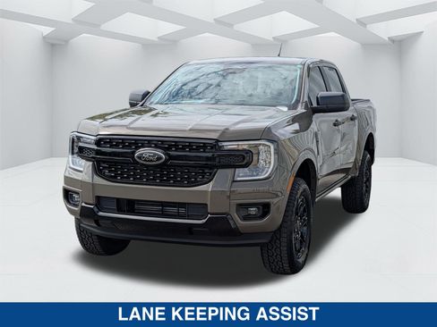 New 2026 Ford Ranger XLT w/ Black Appearance Package RWD image 9