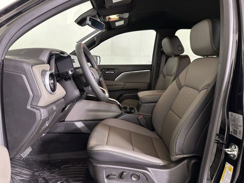 New 2025 Chevrolet Colorado ZR2 w/ Technology Package image 19